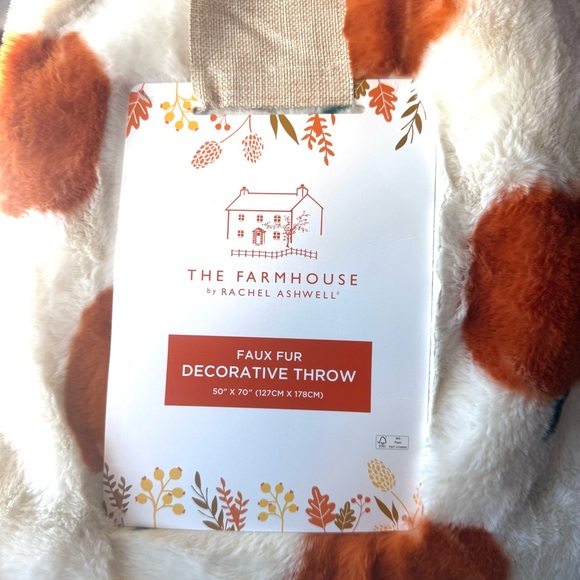 Rachel Ashwell Orange Pumpkin Faux Fur Throw Blanket Thanksgiving Fall Decor NEW - Picture 5 of 5